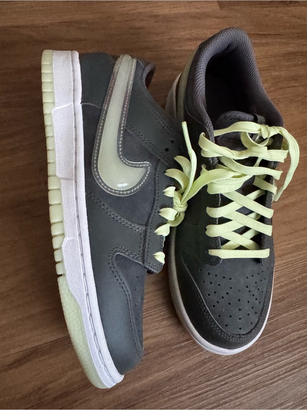 NEW Nike Dunk Low GS 'Halloween